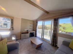 Lounge- click for photo gallery